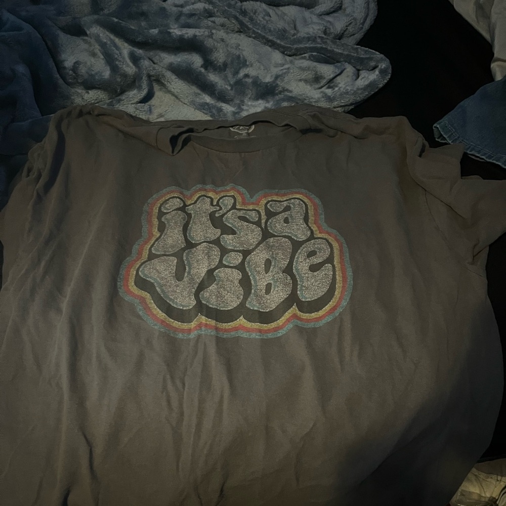 Gray 'It's a Vibe' Graphic T-Shirt